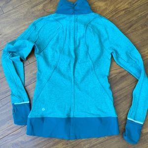 Lululemon lightweight jacket